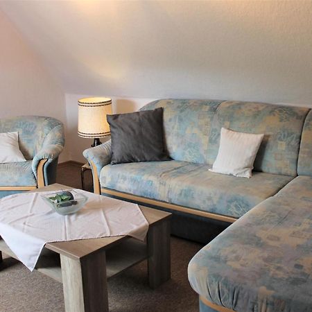 Haus Uschi - Ferienwohnung Cismar エクステリア 写真